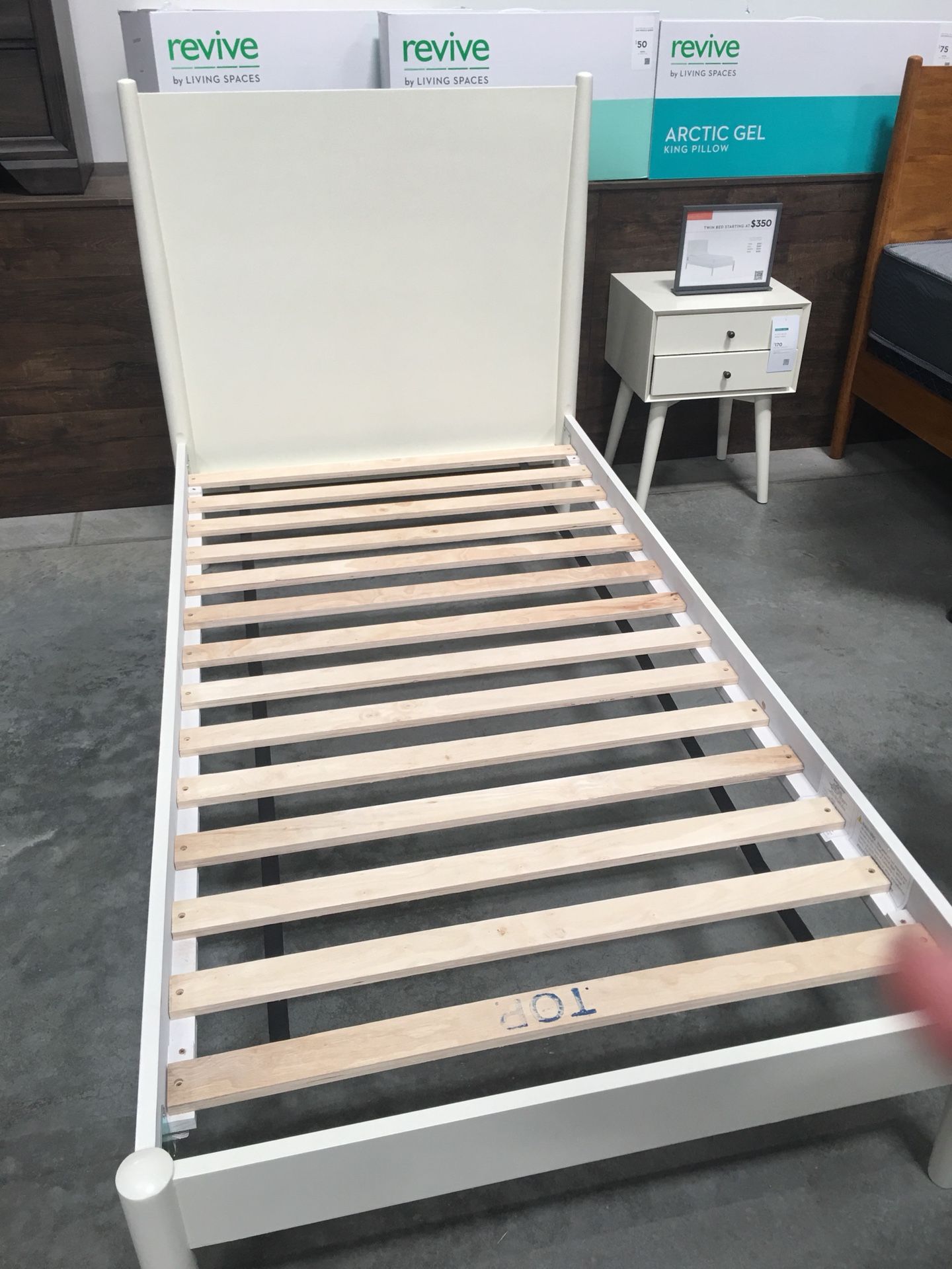 Twin bed/ cama/ kids bed