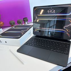 ✨iPad Pro 13” M4 – With Apple Intelligence - Apple keyboard - Apple Pencil Pro -  Like New✨ 