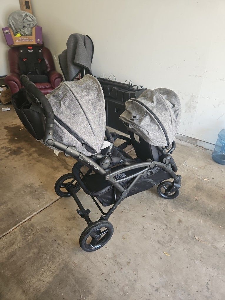 Double Stroller (Excellent Condition)