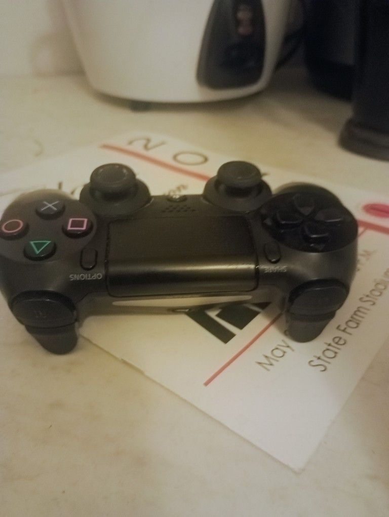 PS4 Controller
