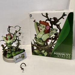 DC Collectibles Comics Bombshells Poison Ivy Limited Edition Statue Ant Lucia