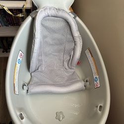 Skip Hop Moby Smart Sling 3-Stage baby bath tub