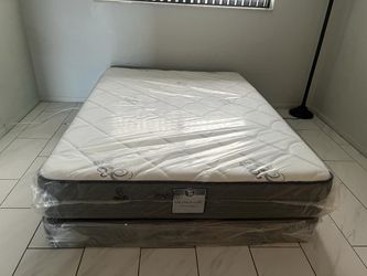 NEW MATTRESS FULL SIZE PLUSH WITH BOX SPRING