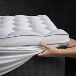 new 3 Inch Ultra-Fluffy Memory Foam Mattress Topper Queen for Back Pain, Soft Comfy Pillow Top Queen Mattress Topper with 4X Support, Mattress Pad wit