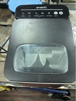 Avanti Countertop Ice Maker – Like New
