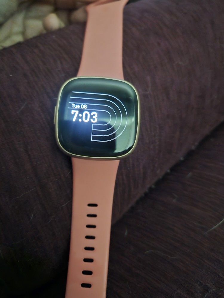 Fitbit Versa 4 