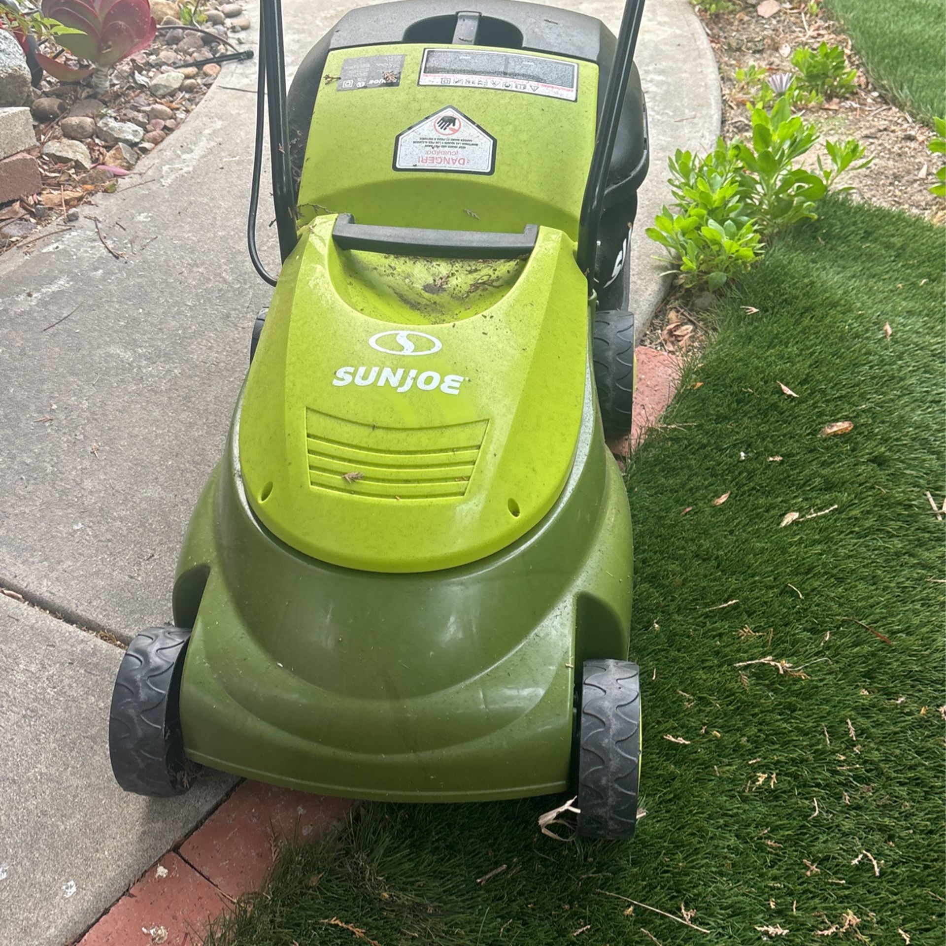 Electric Lawn Mower