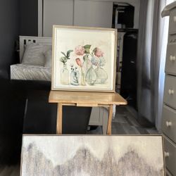 $35  Dos Cuadros Y Una Mesa 