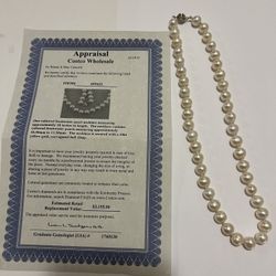 pearl necklace