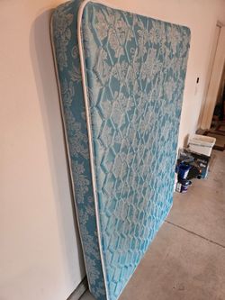 Gently used full mattress