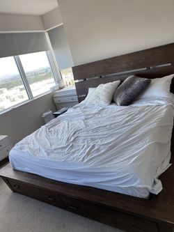 Teagan California King Panel Bed With Storage