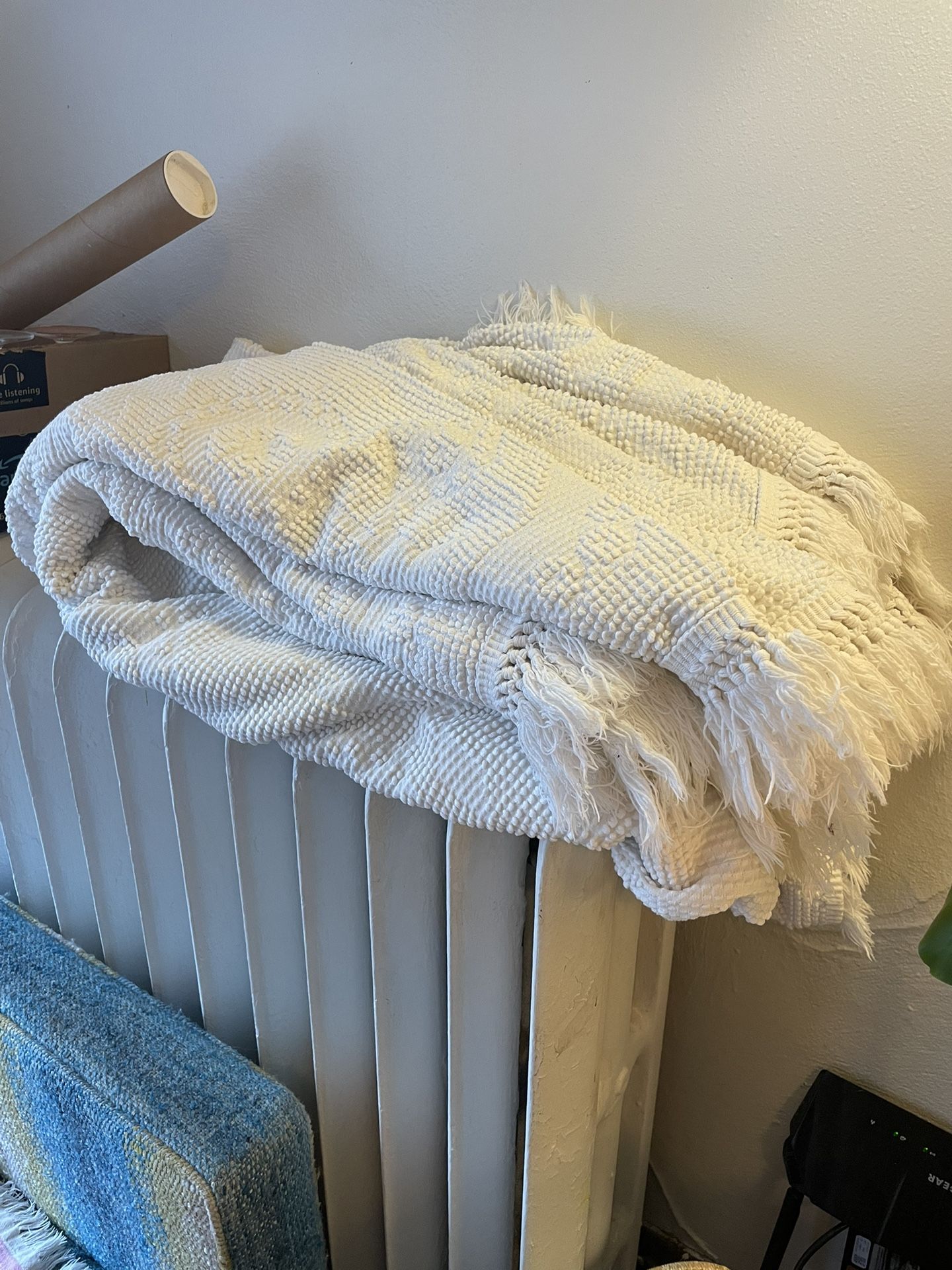 MCM 100% Cotton Large Vintage Quilt/throw Blanket