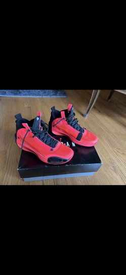 Jordan 34 Infrared - Size 9