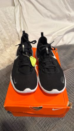 New Nike black flex run size 10