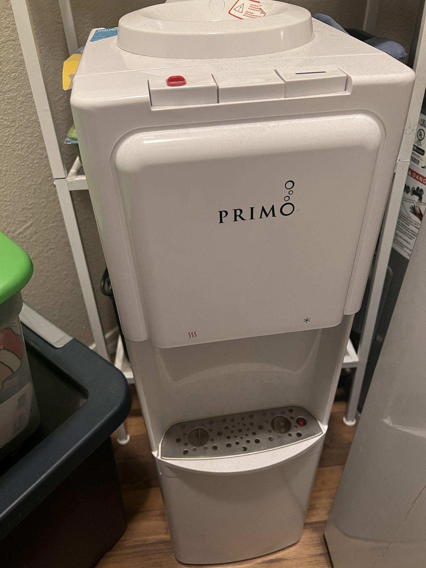 Water Dispenser 