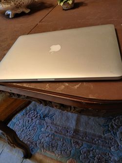 Apple MacBook Pro 15"2.8 Ghz i7 Processor 2015 16 gb ram 256gb Ssd 0s Monterey Very Clean With Charger