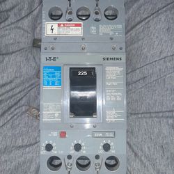 Siemens 225 Circuit Breaker 