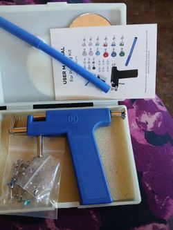 New ear Piercing Kit