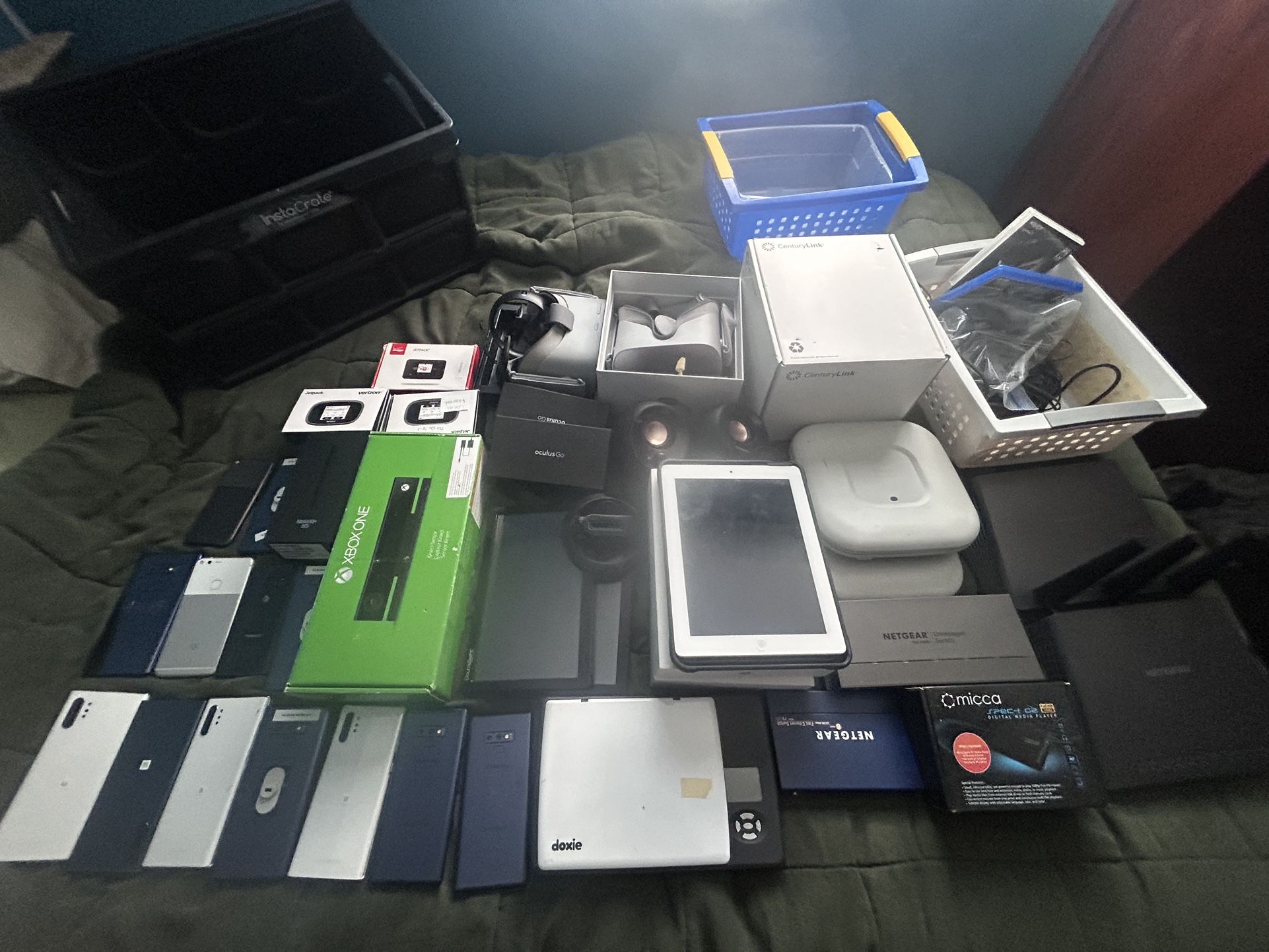Semi Large Electronics Lot (info In Desc)