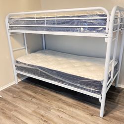 Litera Twin Size Nueva En Su Caja Incluye Colchones