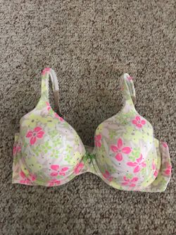 Victoria’s Secret • Body by Victoria