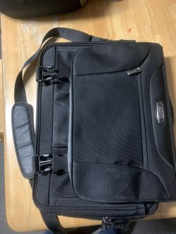 Kenneth Cole Reaction Laptop Portfolio Bag
