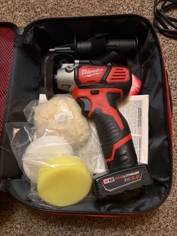 Milwaukee M12 Cordless Polisher Kit