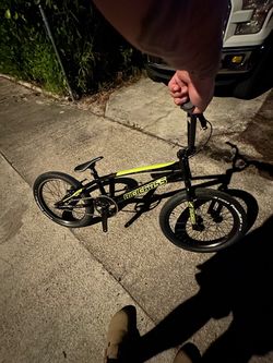Bmx racing bike