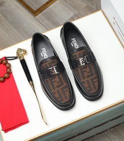 Fendi Men’s Leather Shoes With Box 2026 New