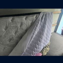 Queen Matress 