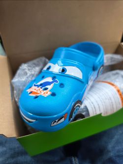 Lightning mcqueen crocs