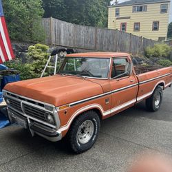 FORD F-250  -   RARE CAMPER SPECIAL 