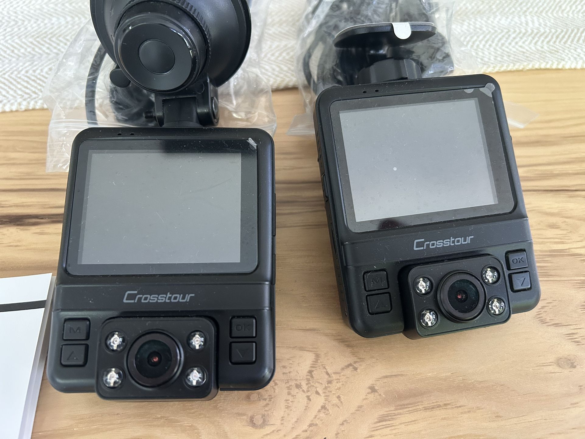 Crosstour CR750 Dual Lens Dash Cam Full HD GPS 1080p Front IR Rear