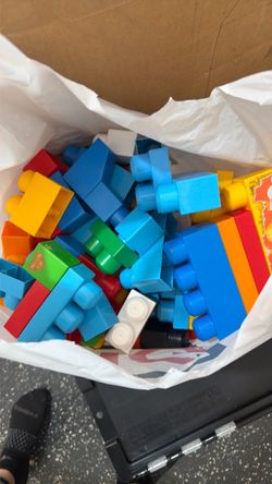 $2 bag full of blocks pick up 91342