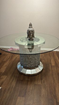 Mesa de Cristal Con Sillas Includes