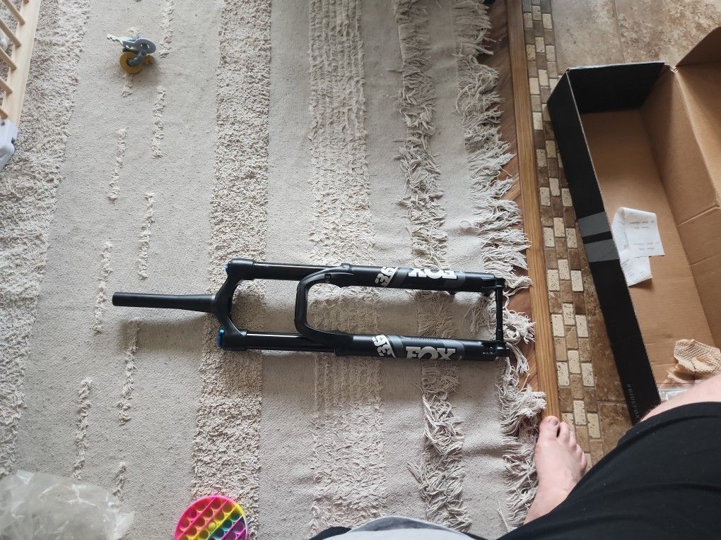 New Fox Fork 36 Rythm