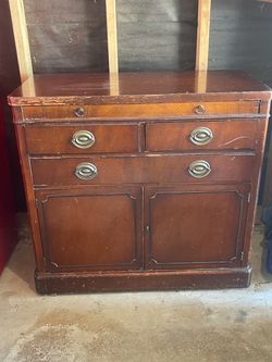 Vintage buffet