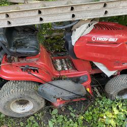 Troy-Bilt Lawnmower 