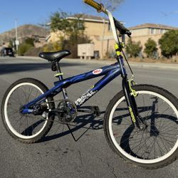 Avigo Fallout 20” BMX Bike