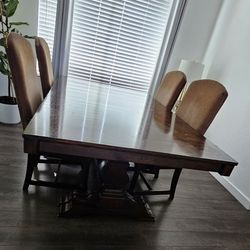Dining Table Set