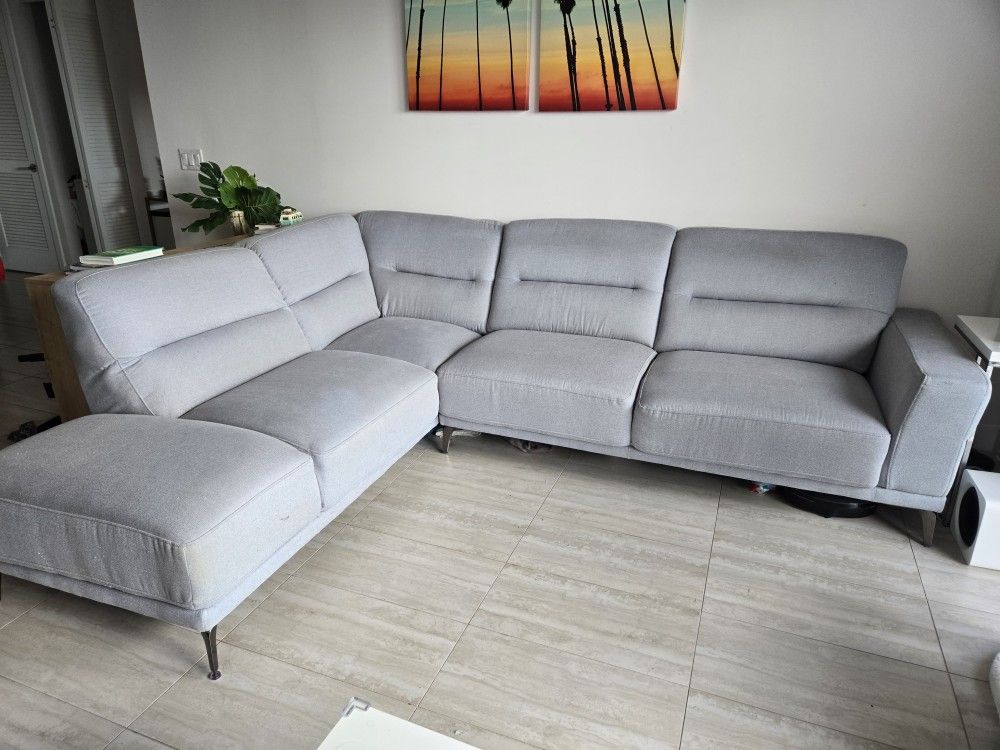 Sectional Couch