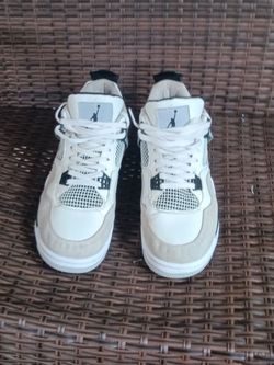 Jordan retros 4