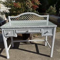 White Wicker Henry Link Desk