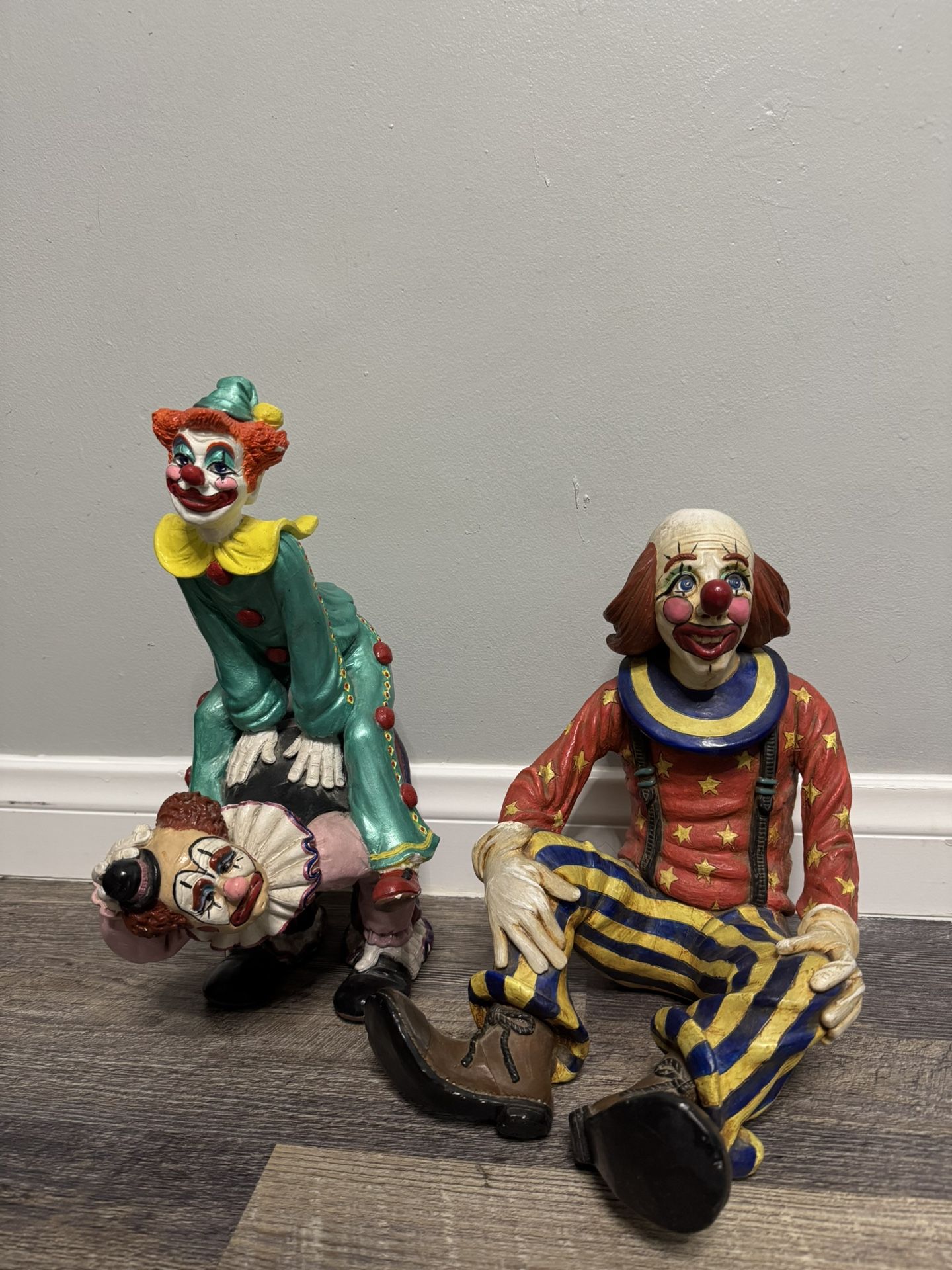 circus clowns ceramic figurines