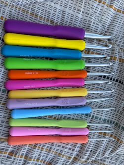 Boye Ergo Crochet Hooks - Set of 12, B-L and N