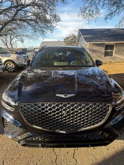 2022 Genesis Gv70