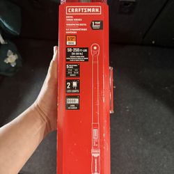 CRAFTSMAN 1/2-in Drive Digital Torque Wrench 50-ft/lb to 250-ft/lb with Batteries Included