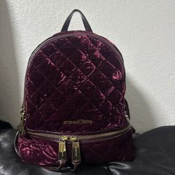 MICHAEL KORS RHEA MEDIUM VELVET ZIP BACKPACK  
