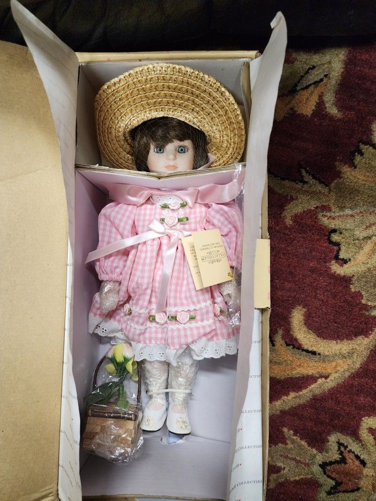 Vintage Doll Porcelain New