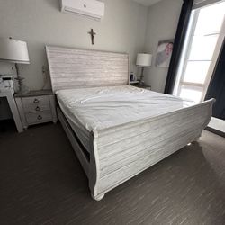 King Size Bed 